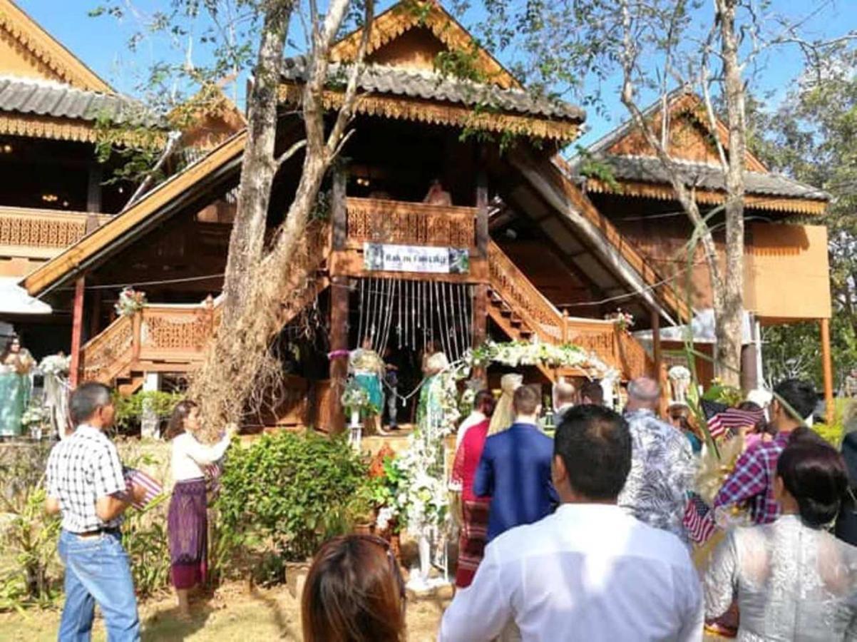 Ruen Thai Rim Haad Thang Kwian Esterno foto